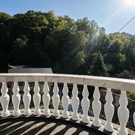 Pensiune Forest Park بايا ماري المظهر الخارجي الصورة